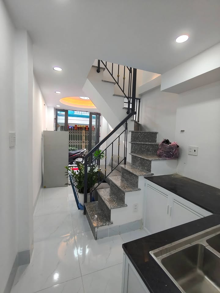 Nhà 3 tầng Bình Hưng Hòa 51m² giá 2.6 tỷ - Thiết kế hiện đại, sẵn sàng ở ngay!