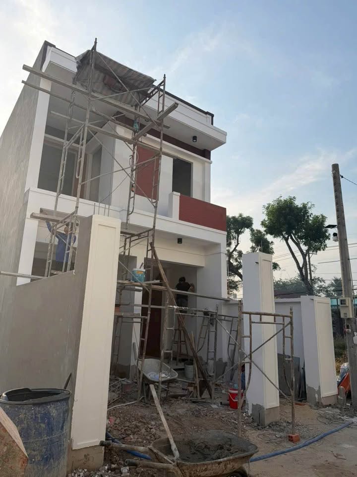 Nhà lầu 368, xã Tân Phú Trung, Củ Chi, 93m² giá 3,3 tỷ - Thiết kế hiện đại, mới 100%!