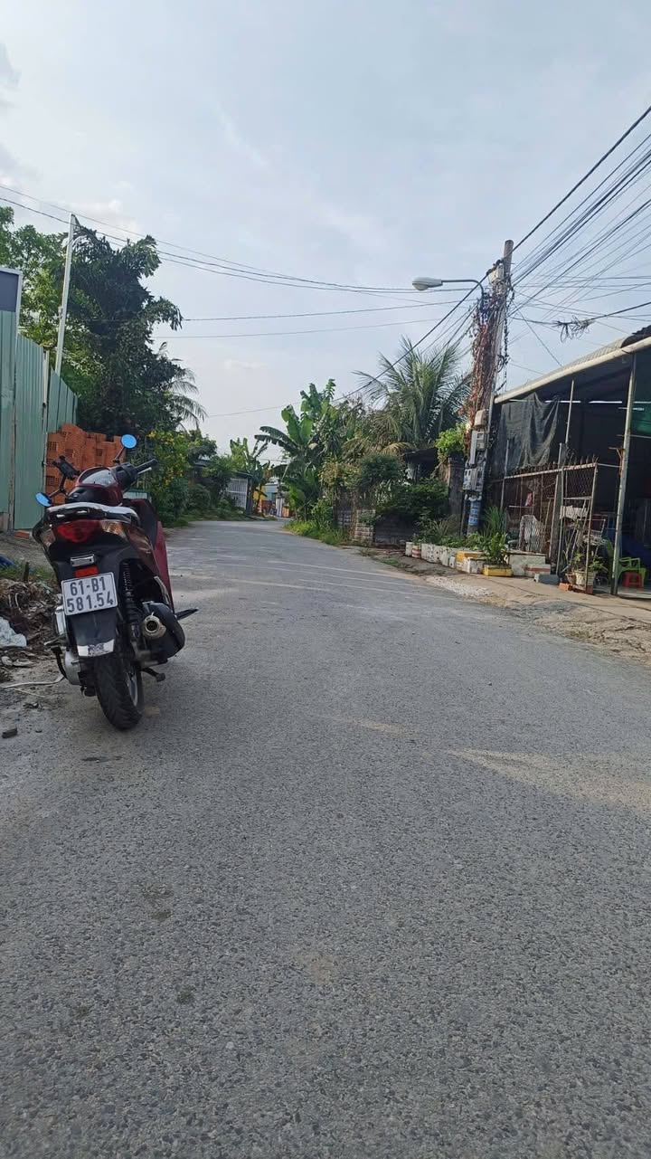 FrontHouse Đường ĐX102, Phú An, Bình Dương 104m² - Giá chỉ 2.2 tỷ, vị trí đắc địa!