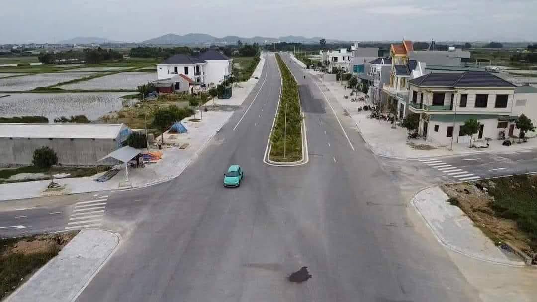 Đất nền Hoằng Hóa Thanh Hóa 100m² giá 3 tỷ - Vị trí kinh doanh đắc địa!