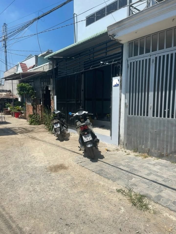 Nhà phố đẹp đường 9 Long Bình 70m² giá 3.2 tỷ - Chính chủ bán gấp!