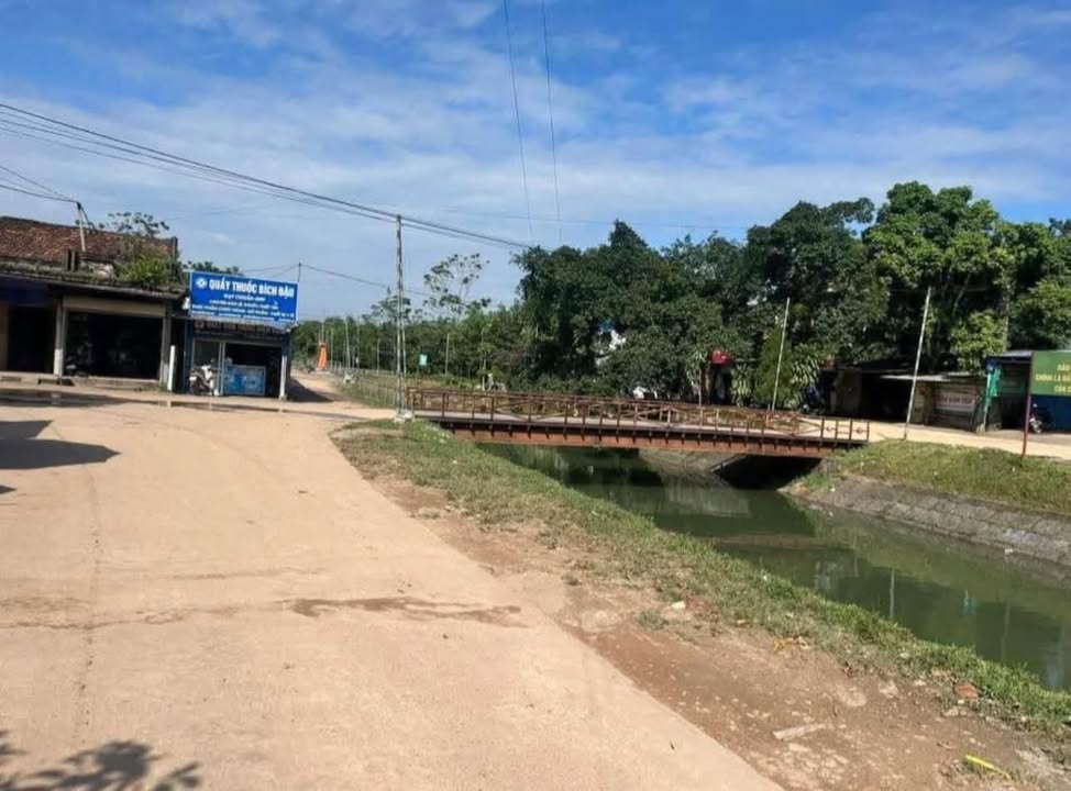 Đất nền góc 2 mặt tiền Xã Phúc Trìu 200m² giá chỉ 500 triệu - Đầu tư thông minh!