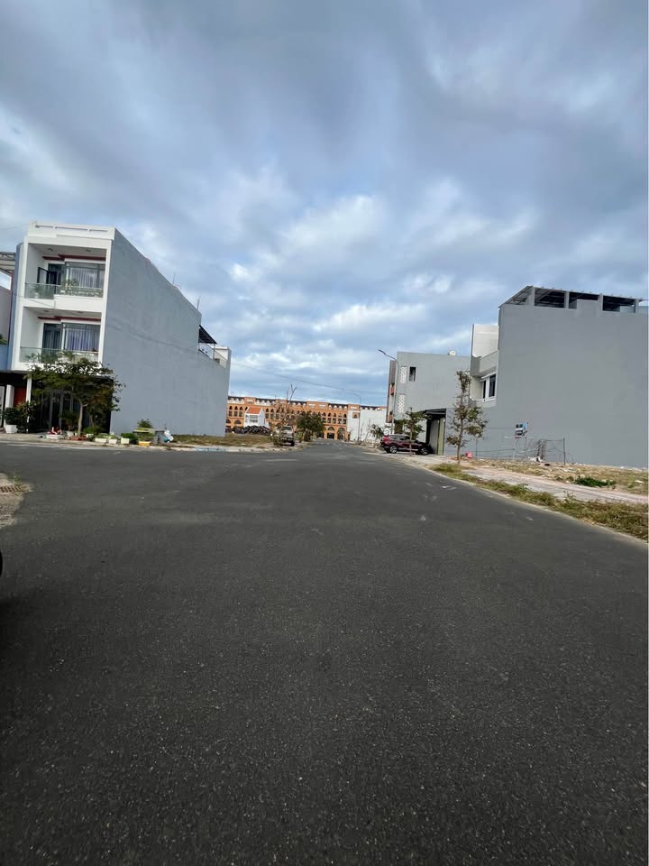 Đất nền Phú Yên 125m² giá 3.1 tỷ - Cơ hội đầu tư không thể bỏ lỡ!