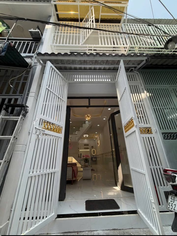 Nhà phố Hẻm 96 Đào Tông Nguyên Nhà Bè 33m² giá 1.49 tỷ - Full nội thất, vào ở ngay!