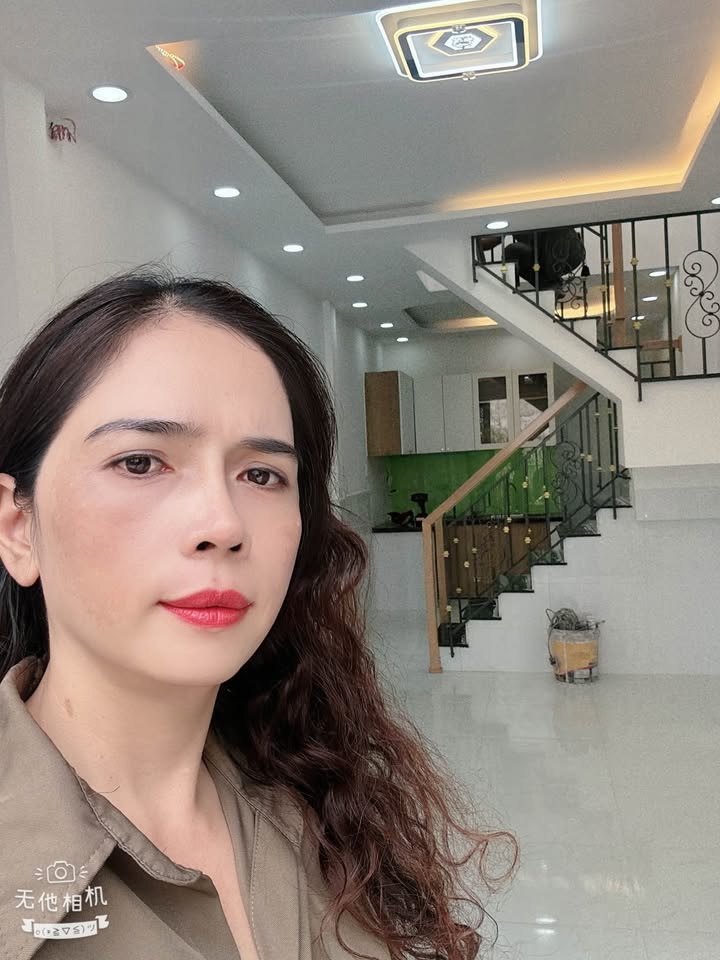 Nhà đẹp 32m² tại Bình Tân - Gần mặt tiền, dọn vào ở ngay!