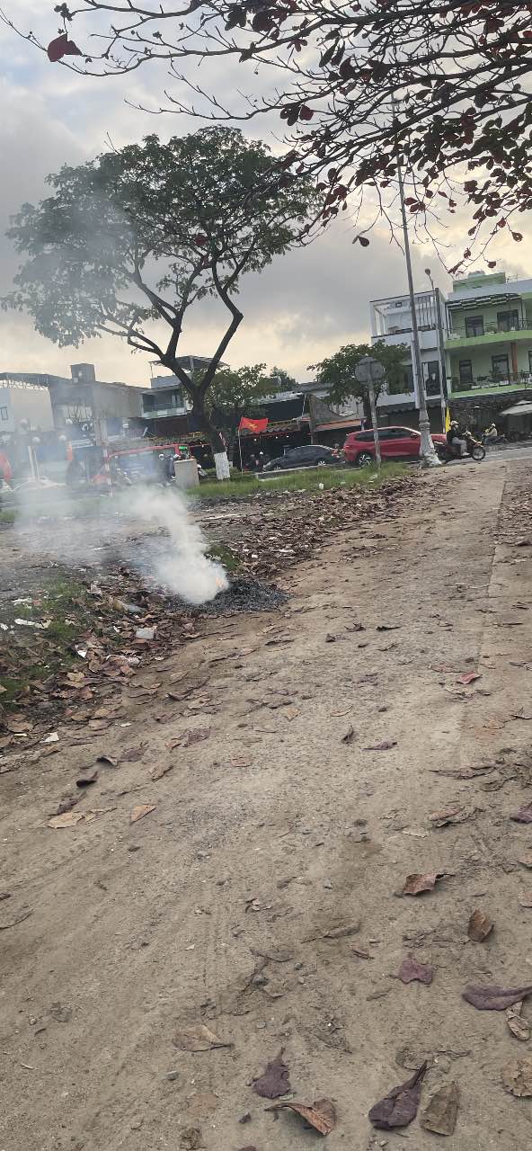 Đất lô góc Hoàng Thị Loan, Quận 4, 115m² giá 6.x tỷ - Cơ hội đầu tư hiếm có!