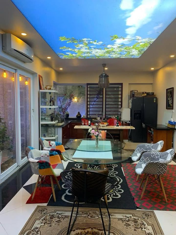 Biệt thự Townhouse KĐT Sài Đồng 179m² giá thỏa thuận - Không thể bỏ lỡ!