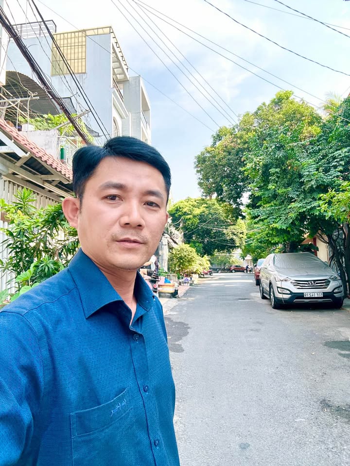 FrontHouse Phường 9, Quận Tân Bình 95m² giá 8 tỷ - Kinh doanh mạnh, chớp cơ hội ngay!