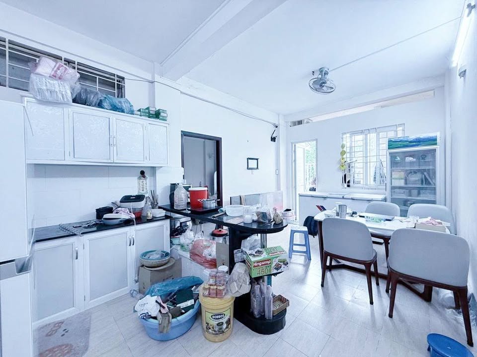 Căn hộ Cc Lý Thường Kiệt, Quận 10, 50m² - Vị trí đắc địa gần chợ Nhật Tảo!