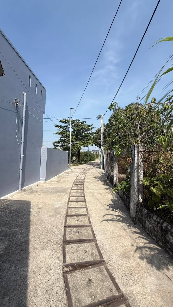 Đất nền 215m² tại Long Hải, Bà Rịa - Vũng Tàu chỉ 2.15 tỷ - Cơ hội đầu tư hấp dẫn!