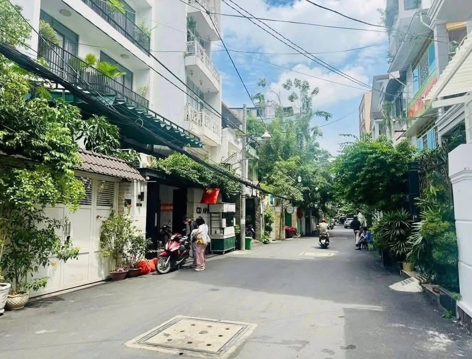 FrontHouse Quận 3 158m² giá 39.5 tỷ - Hẻm thông thoáng, xe hơi vào tận nơi!