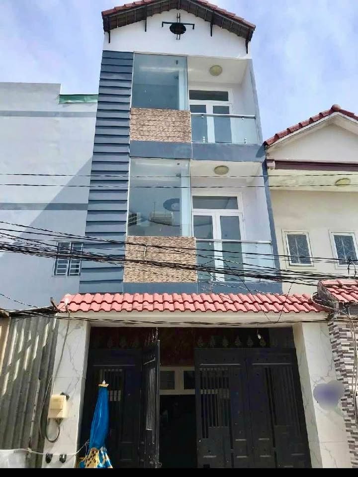 Nhà 3 tầng hẻm xe tải Lê Trọng Tấn 72m² giá 6.4 tỷ - Vị trí đắc địa gần AEON Tân Phú!