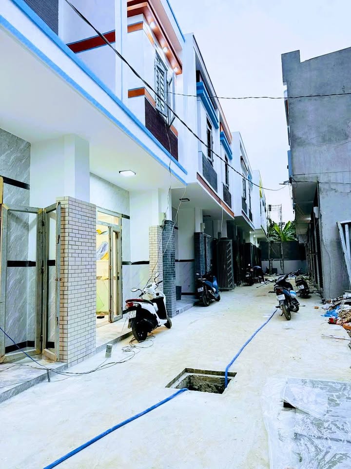 Nhà phố Quận 2 40m² giá 1.15 tỷ - Thiết kế hiện đại, sổ hồng đầy đủ!
