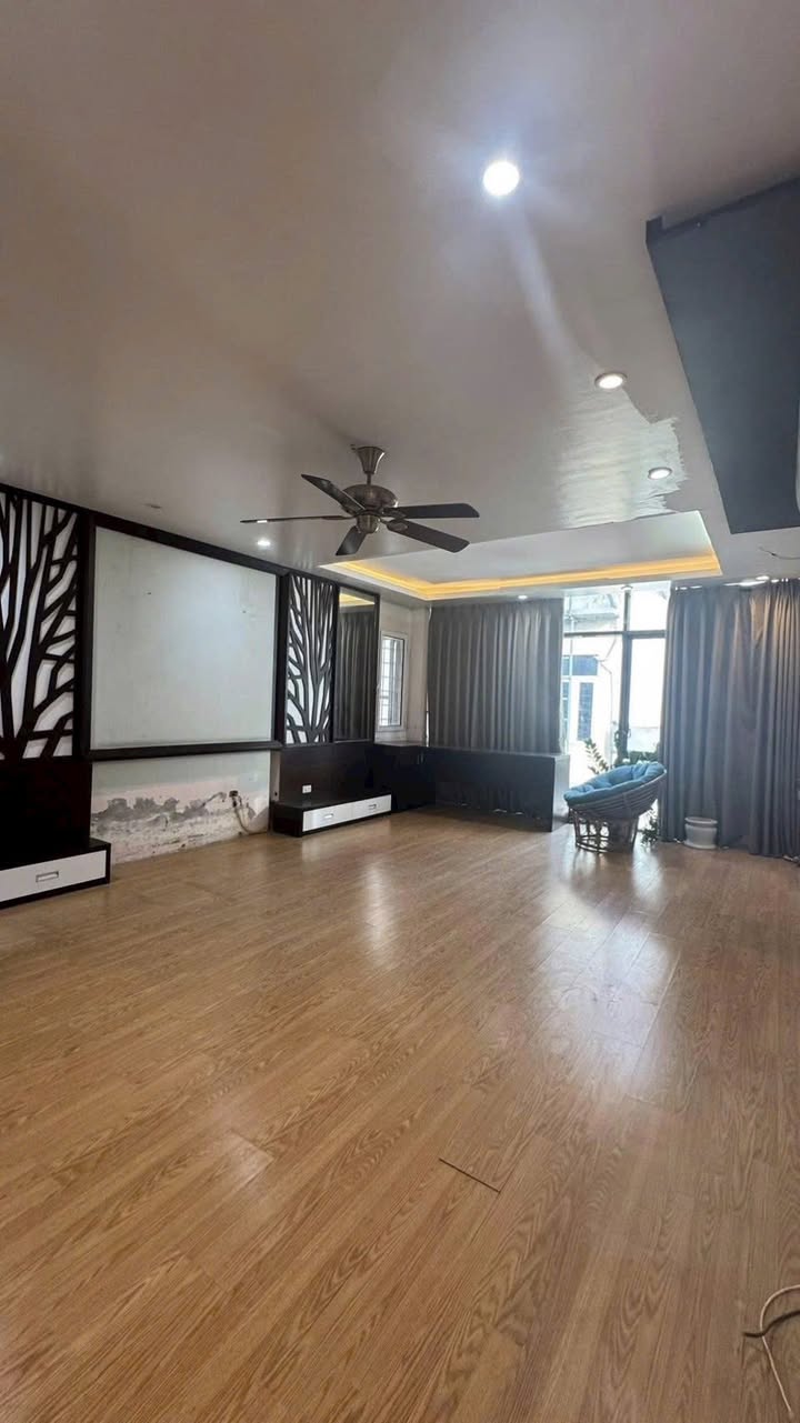 FrontHouse Nguyễn Khang 84m² giá thỏa thuận - Thiết kế hiện đại, thang máy tiện lợi!