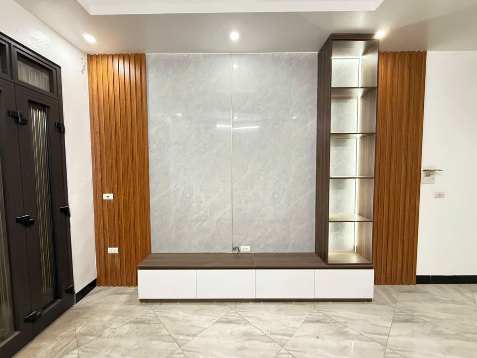 Nhà 4 tầng tại La Phù, An Khánh, 35m² giá 4.5 tỷ - Sổ hồng chính chủ, vào ở ngay!