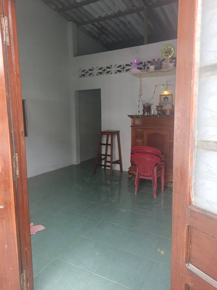 Nhà mặt tiền đường bê tông Phú Trinh, Phan Thiết 100m² giá 1.65 tỷ - Sổ hồng riêng!