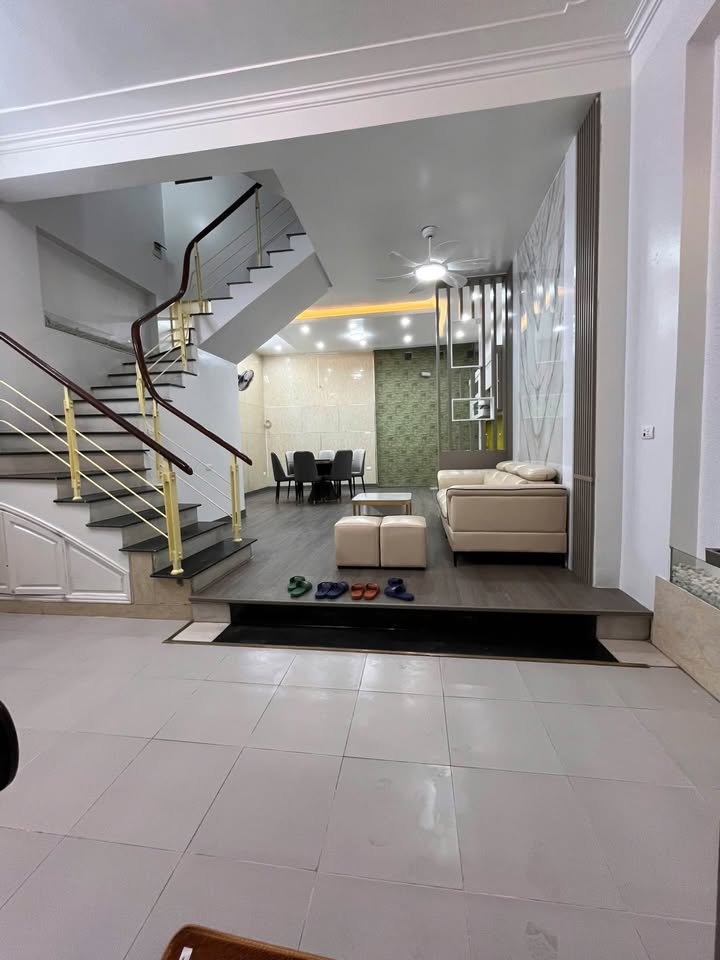 Nhà 4 tầng phố Lê Đức Thọ, 50m² giá 13 tỷ - Đón Tết 2026 ngay thôi!