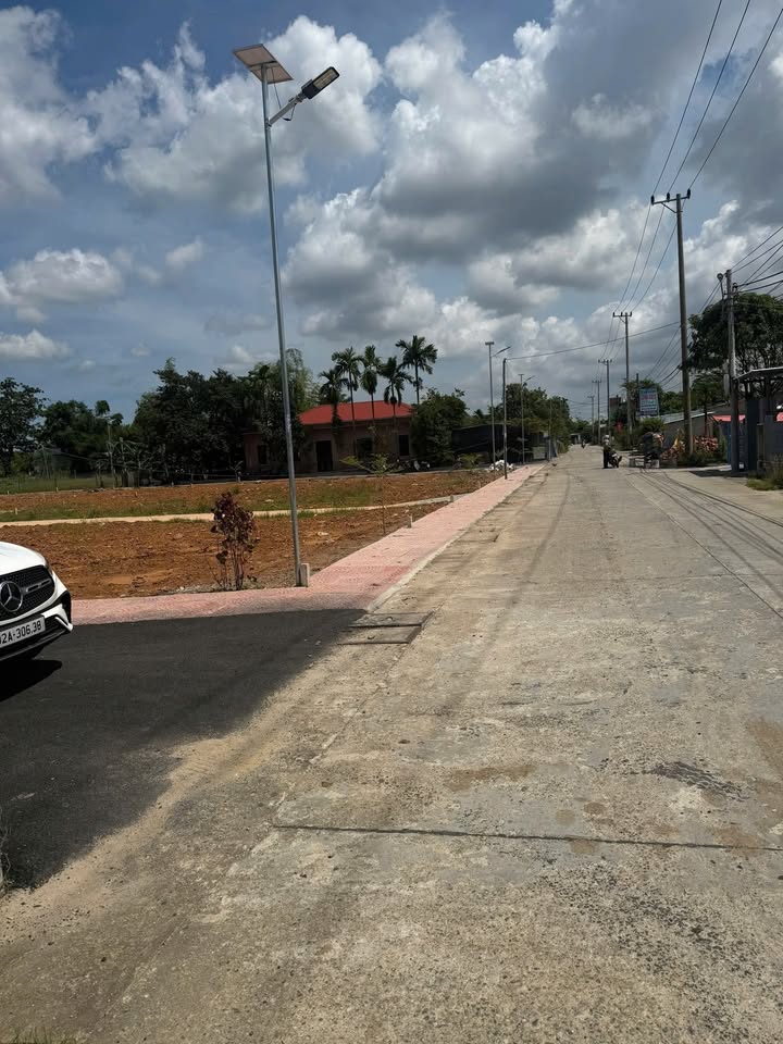 Đất thổ cư Hòa Tiến Đà Nẵng 120m² giá 1.7 tỷ - Vị trí đẹp không ngập