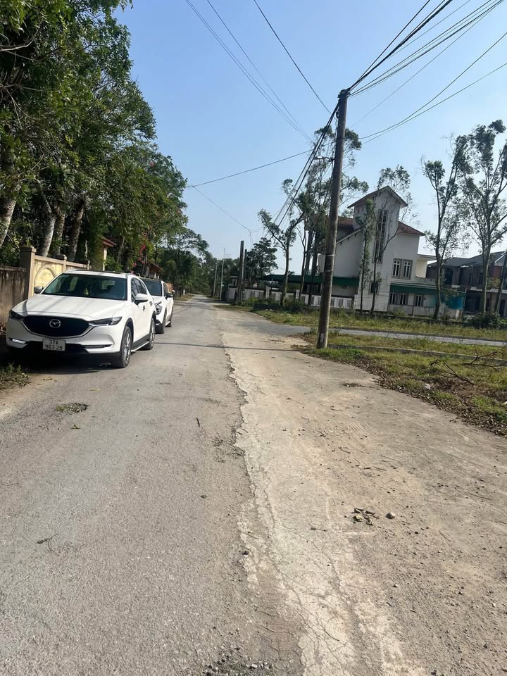 Đất nền xóm 4, xã Phúc Thọ, 126.6m² giá 2.25 tỷ - Đầu tư sinh lời hấp dẫn!