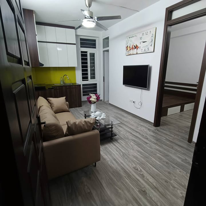 Căn hộ chung cư Trường Chinh 50m² giá 2.2 tỷ - Tầng cao thoáng mát!