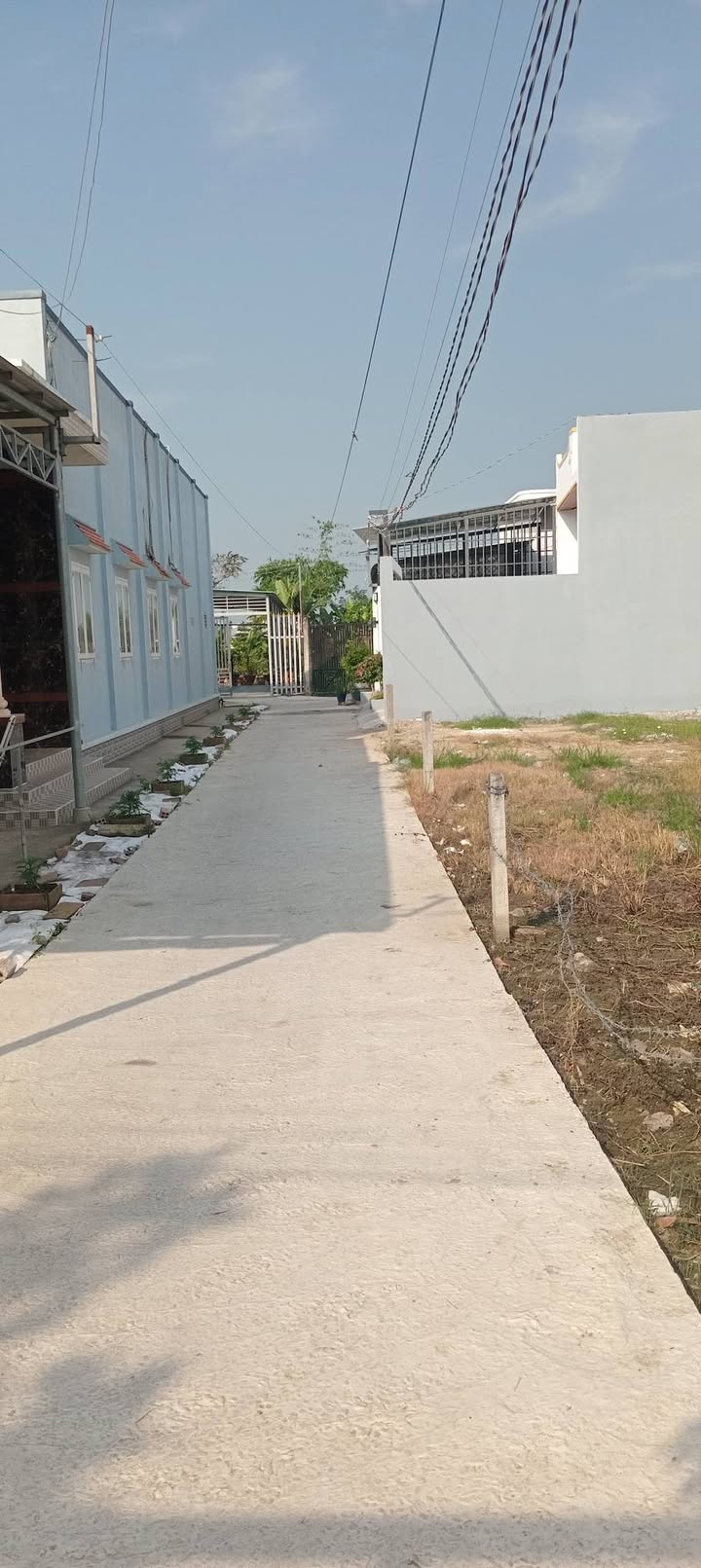 Đất thổ cư xã Long Trạch, Cần Đước 184m² giá 1.57 tỷ - Lô góc 2 mặt tiền!