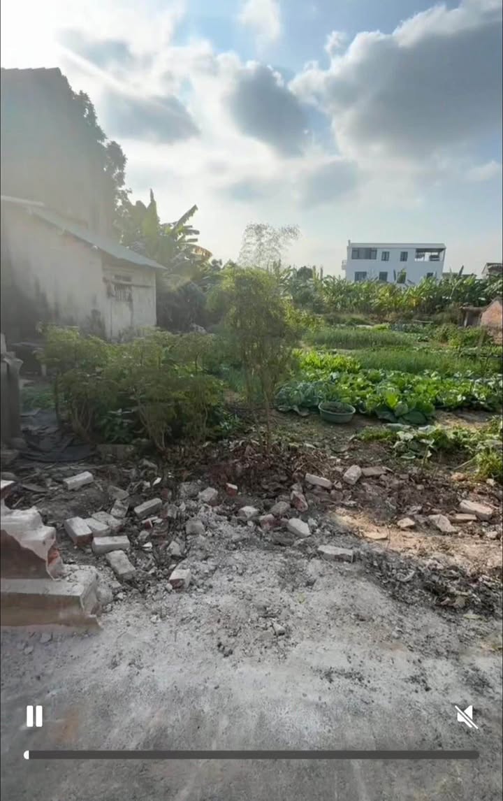 Lô đất Duy Hải - 87m² giá chỉ 2.x tỷ - Cơ hội đầu tư hấp dẫn!