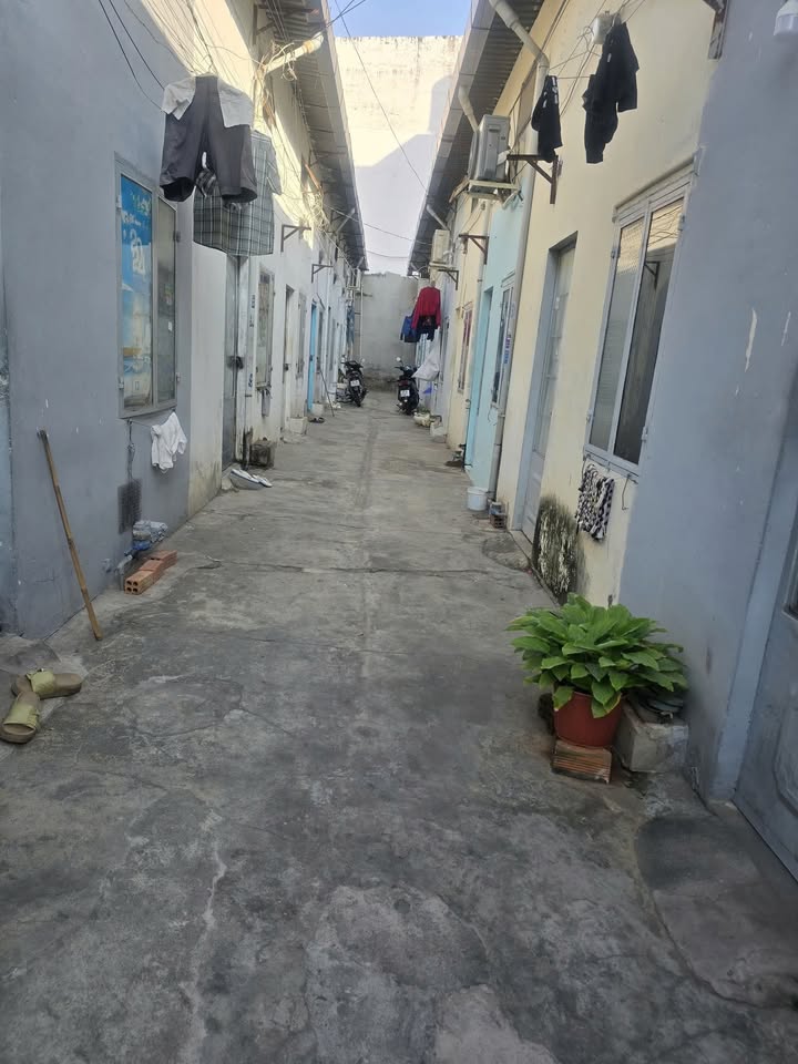 Dãy phòng trọ hẻm ô tô Lê Lợi, Thắng Nhì 288m² giá 47 triệu/m² - Cơ hội đầu tư bền vững!