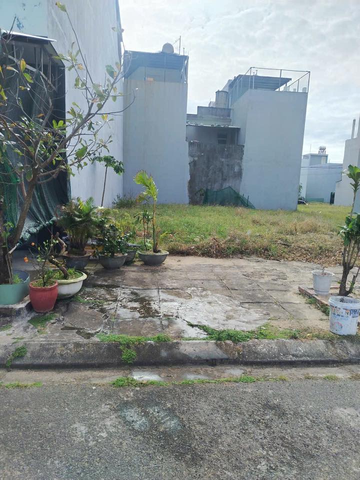 Lô đất đẹp tại Phú Yên 81m² giá 1.8 tỷ - Tiềm năng đầu tư cao!