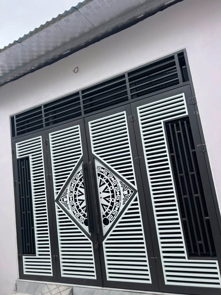 Nhà cấp 4 Quảng Thành, 71.3m², giá 1.3 tỷ - Sổ đỏ chính chủ