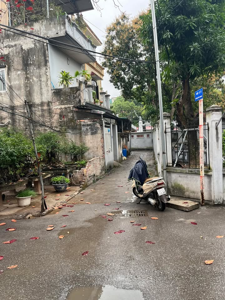 Đất Minh Khai, Bắc Từ Liêm 70m² giá 8.4 tỷ - Sổ đỏ chính chủ, vị trí đẹp!