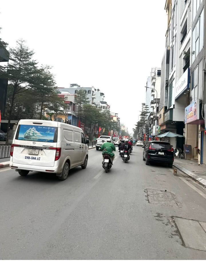 Nhà phố Tôn Đức Thắng, Đống Đa, 25m² giá 8.35 tỷ - Thiết kế 5 tầng hiện đại!