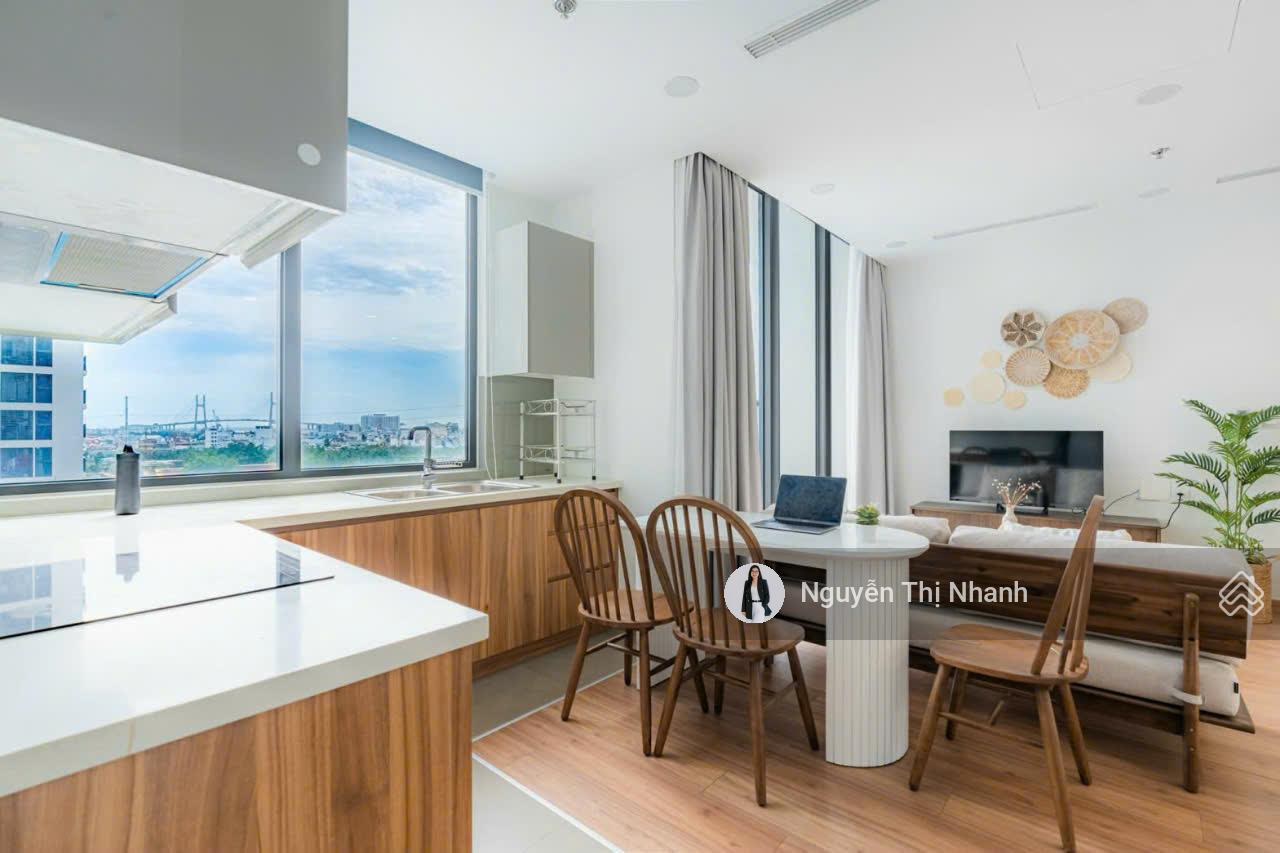 Căn hộ Eco Green Quận 7 2PN2WC giá chỉ 13 triệu - Đầy đủ tiện nghi!