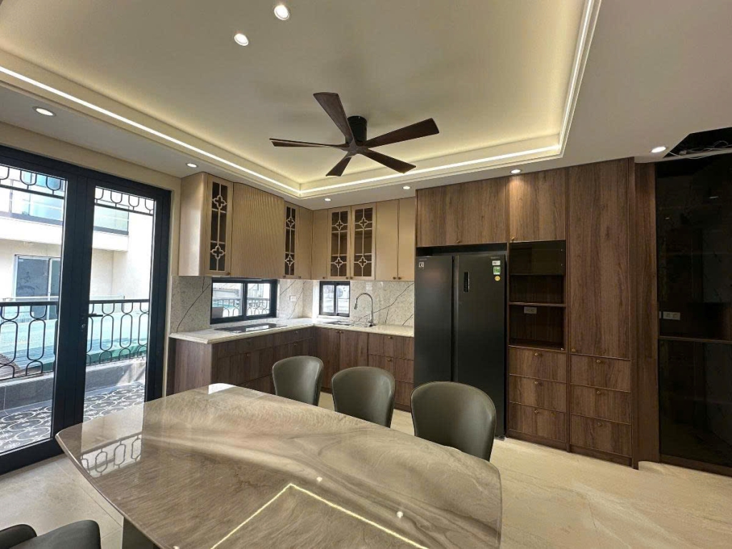 Nhà mặt phố Hoàng Hoa Thám 58m² giá 23 tỷ - Tiềm năng đầu tư vượt trội!