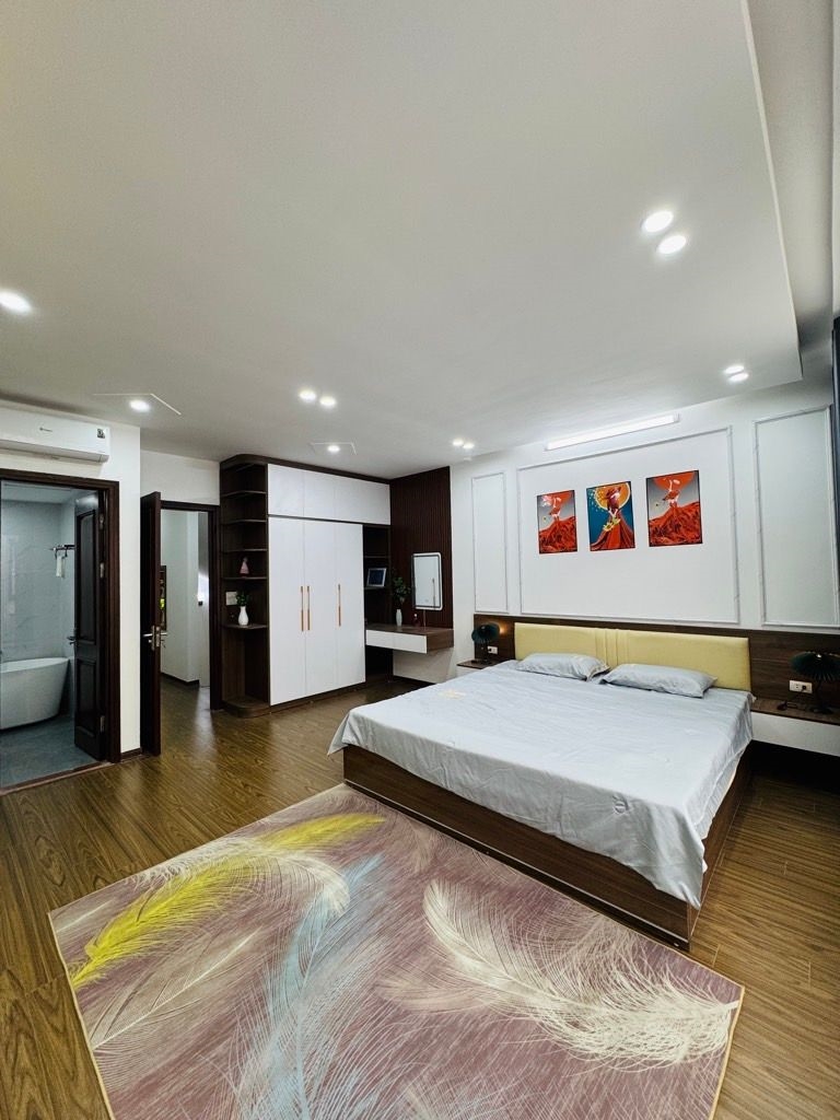 Nhà 7 tầng Kim Giang 40m² giá 14.5 tỷ - Thiết kế hiện đại, sẵn sàng ở ngay!