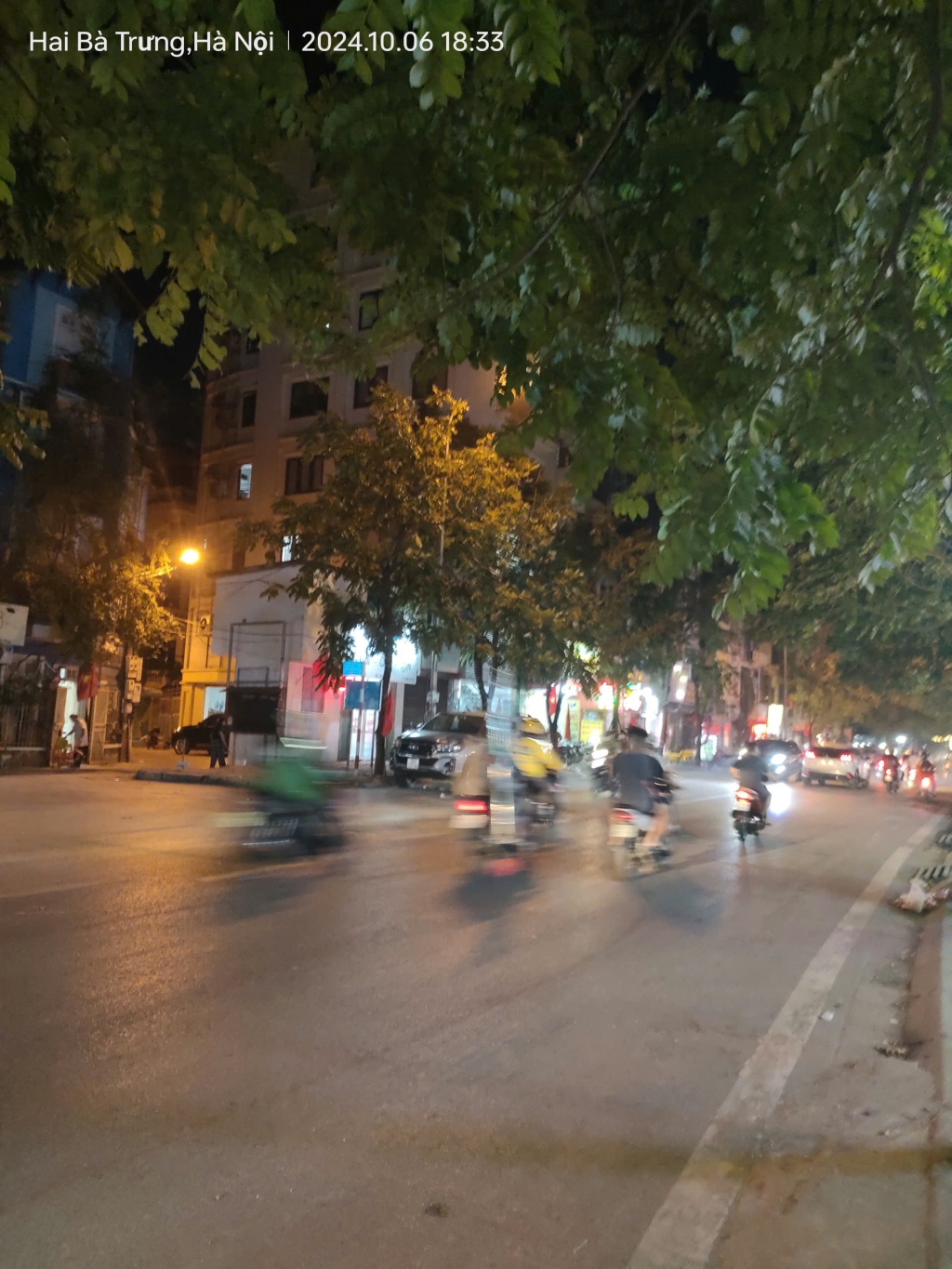 Nhà mặt phố Trần Phú 27m² giá 2.7 tỷ - Kinh doanh sầm uất ngay trung tâm Ba Đình!