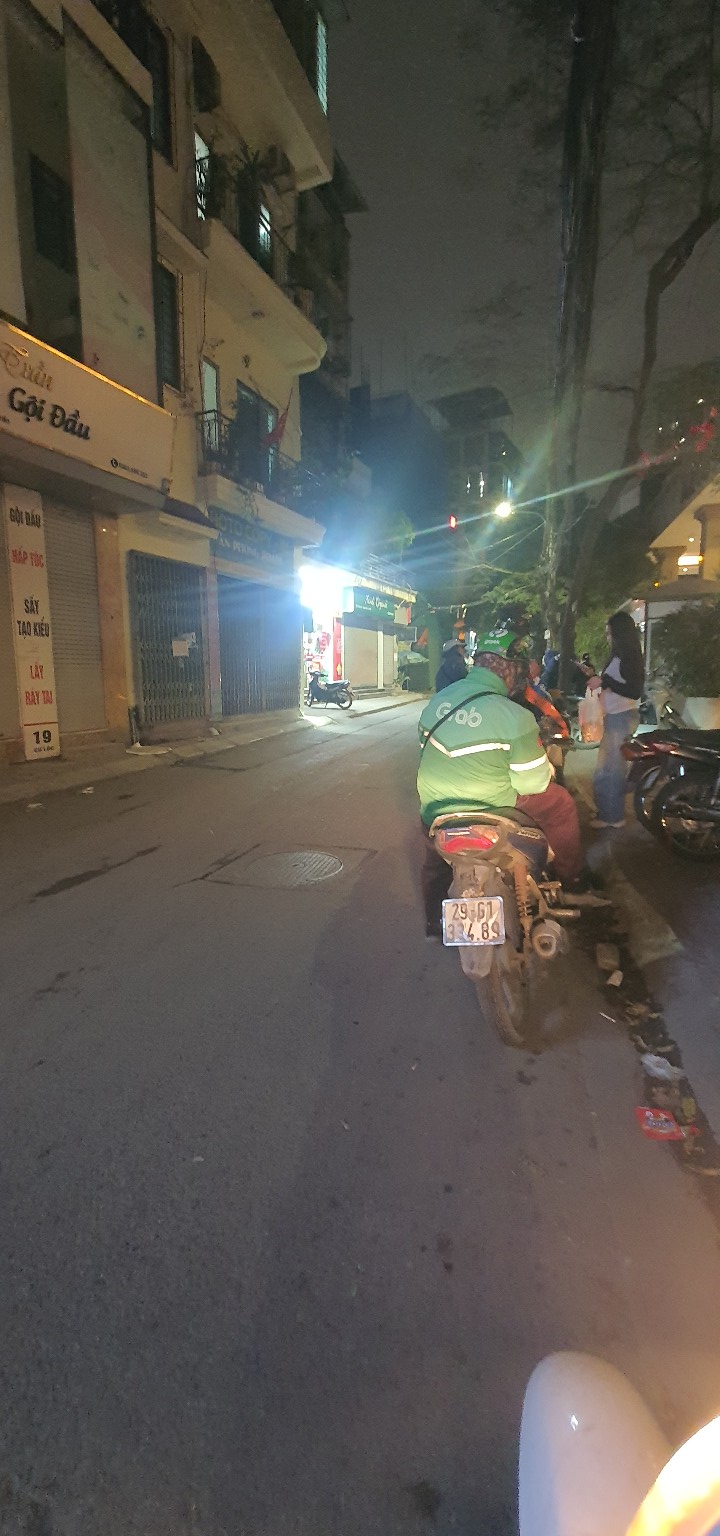 FrontHouse Đường Hoàng Văn Thái, Quận Thanh Xuân 39m² giá 8 tỷ - Giảm 200 triệu chốt trước Tết!