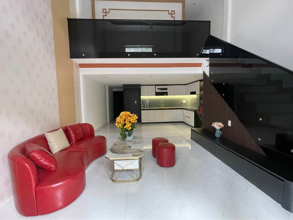 Nhà 2 tầng lửng CMT8, Cẩm Lệ, 78m² giá 3 tỷ - Khu dân cư văn minh!