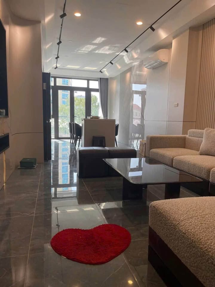 Bán đất mặt phố Trần Duy Hưng 98m² giá 72 tỷ - Kinh doanh đắc địa!