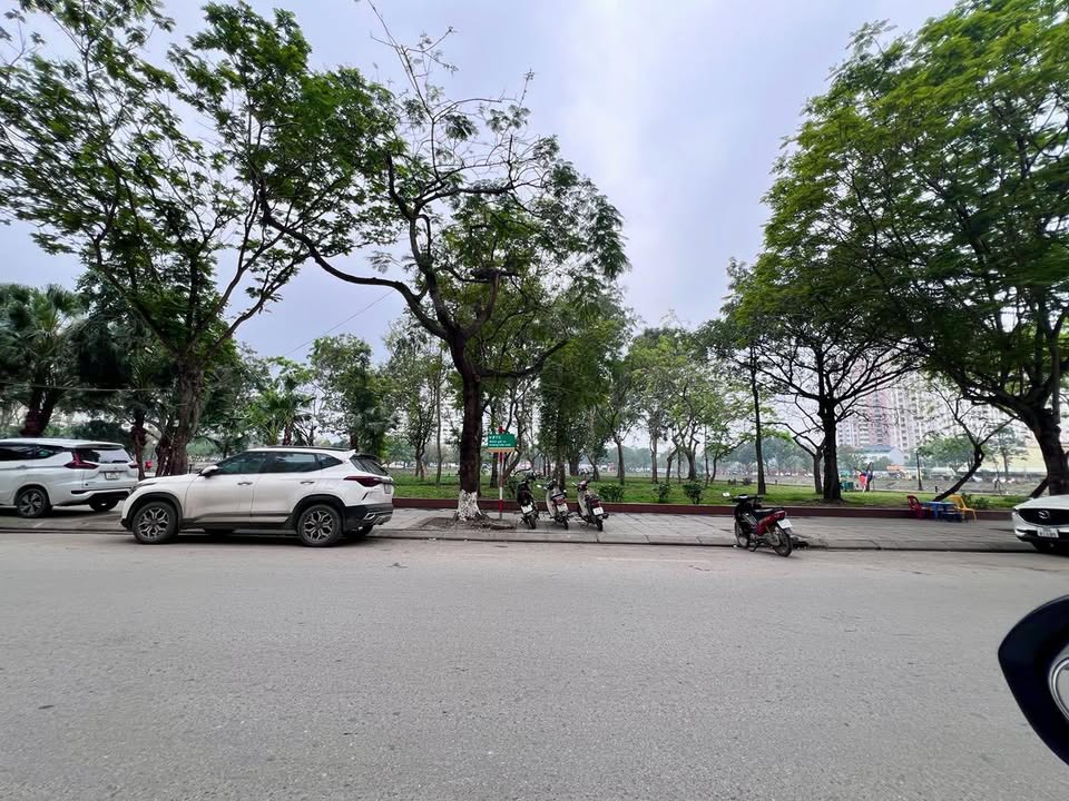 Đất mặt phố Đền Lừ, Hoàng Mai, 139m² giá 59.5 tỷ - Cơ hội đầu tư sinh lời!