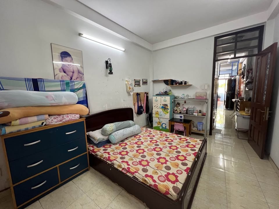 Nhà Phú Nhuận 64m² giá 11.1 tỷ - Hẻm xe hơi 5m, sổ nở hậu!