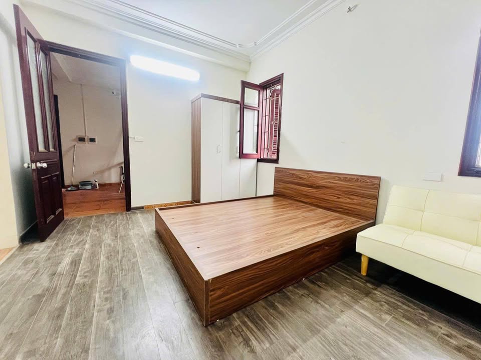 Phòng trọ cho thuê tại Ngõ 137 Hoàng Hoa Thám, 5.99 triệu - Full nội thất hiện đại!