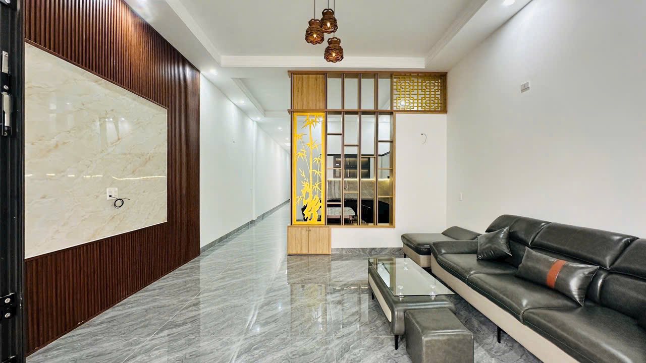 Nhà hẻm chính 215 Lê Đại Hành, Phường Thống Nhất, 150m² giá 1.85 tỷ - Sẵn sàng vào ở!