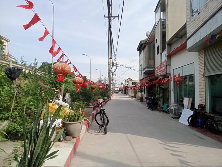 Đất Thượng Cát 45m² giá 5 tỷ - Vị trí vàng, tiềm năng sinh lời cao!