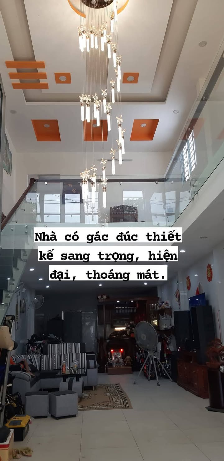 Nhà đẹp đường Âu Cơ, 72m², giá 1 tỷ - Sẵn sàng vào ở ngay!