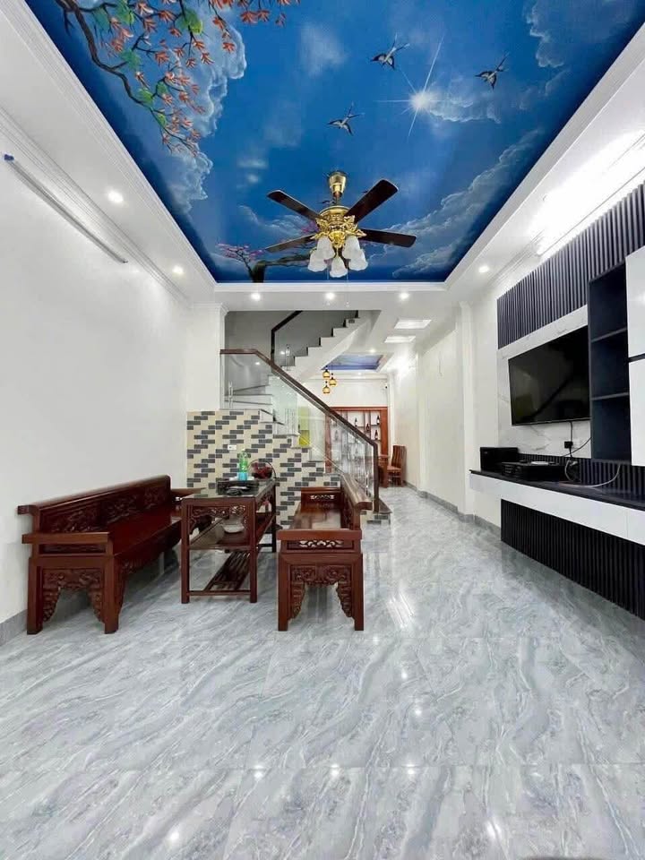 Nhà phố 3 tầng tại Tô Hiến Thành, Nam Định 65m² giá 3.65 tỷ - Kinh doanh tốt, ô tô đỗ cửa!