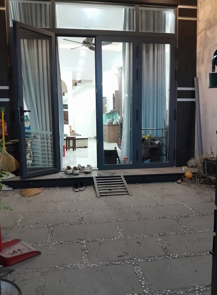 Nhà mặt tiền đường Đông Hưng Thuận 23, Quận 12, 56m² giá 5.2 tỷ - Sẵn sàng ở ngay!