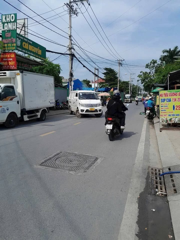 Nhà cấp 4 mặt tiền đường Phạm Thị Giây, Hóc Môn 139m² giá 8.75 tỷ - Kinh doanh thuận lợi!