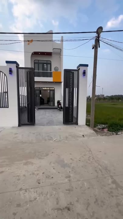 FrontHouse Mỹ Hạnh Bắc 150m² giá 3.08 tỷ - Kinh doanh và nghỉ dưỡng lý tưởng!