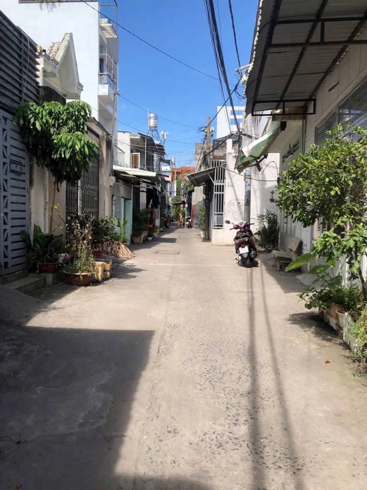 Đất Nguyễn Văn Quá 82.3m² giá 5.15 tỷ - Hẻm xe hơi đậu cửa!