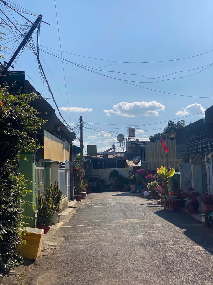 Đất nền Đức Trọng 180m² giá 2.5 tỷ - Cơ hội đầu tư hiếm có!